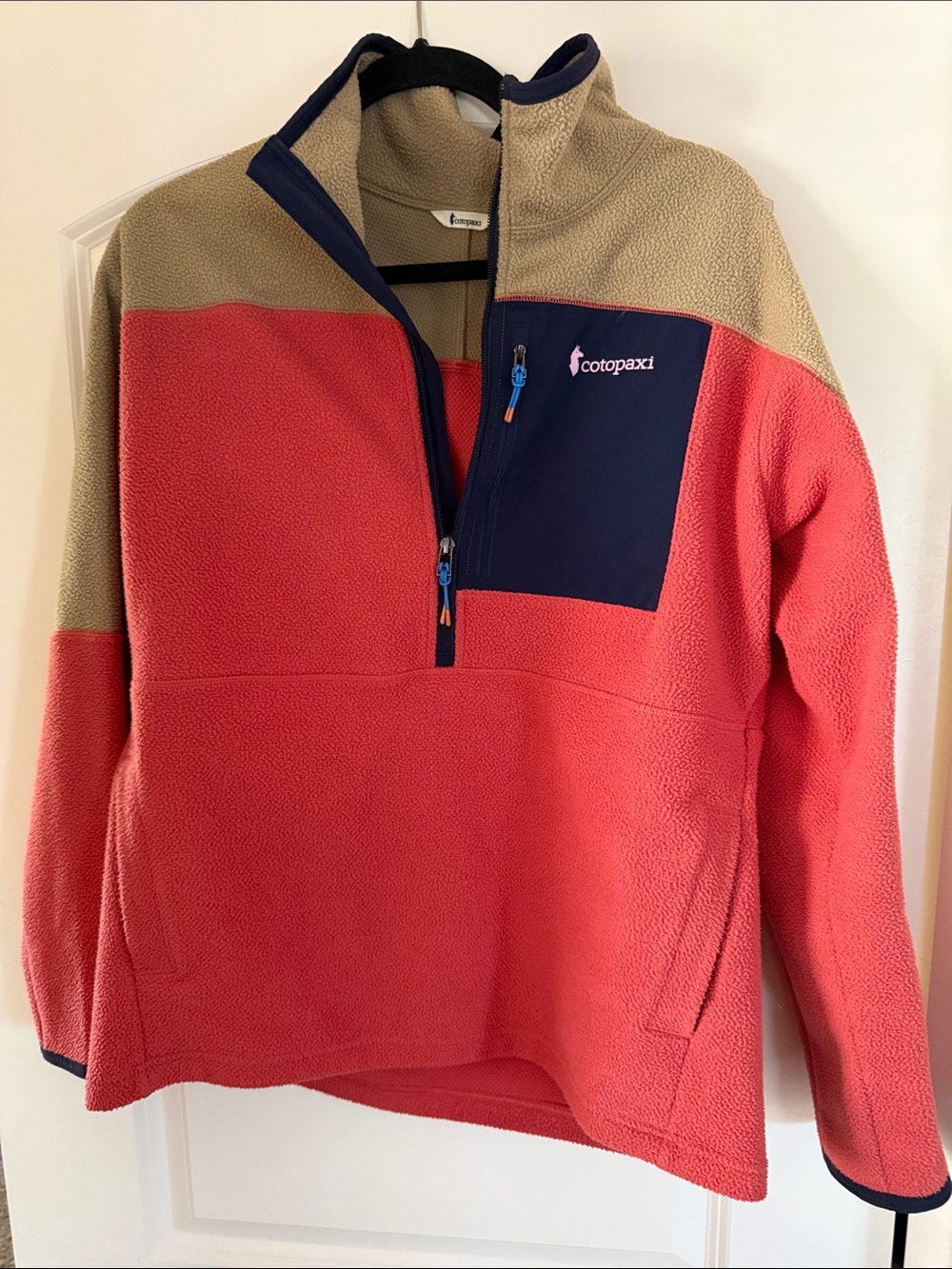 Cotopaxi Women’s Colorblock Coral Fleece Pullover Jacket